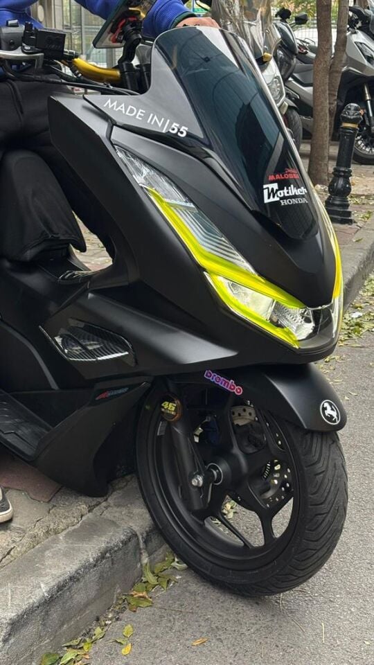 Honda PCX Ön Far Kaşı Şeffaf Sticker Model 2 Sarı