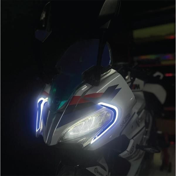 CF Moto 250SR Lacivert Far Sticker